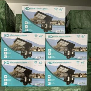 Caméra Solaire IA + éclairage 2 en 1 avec objectifs multiples